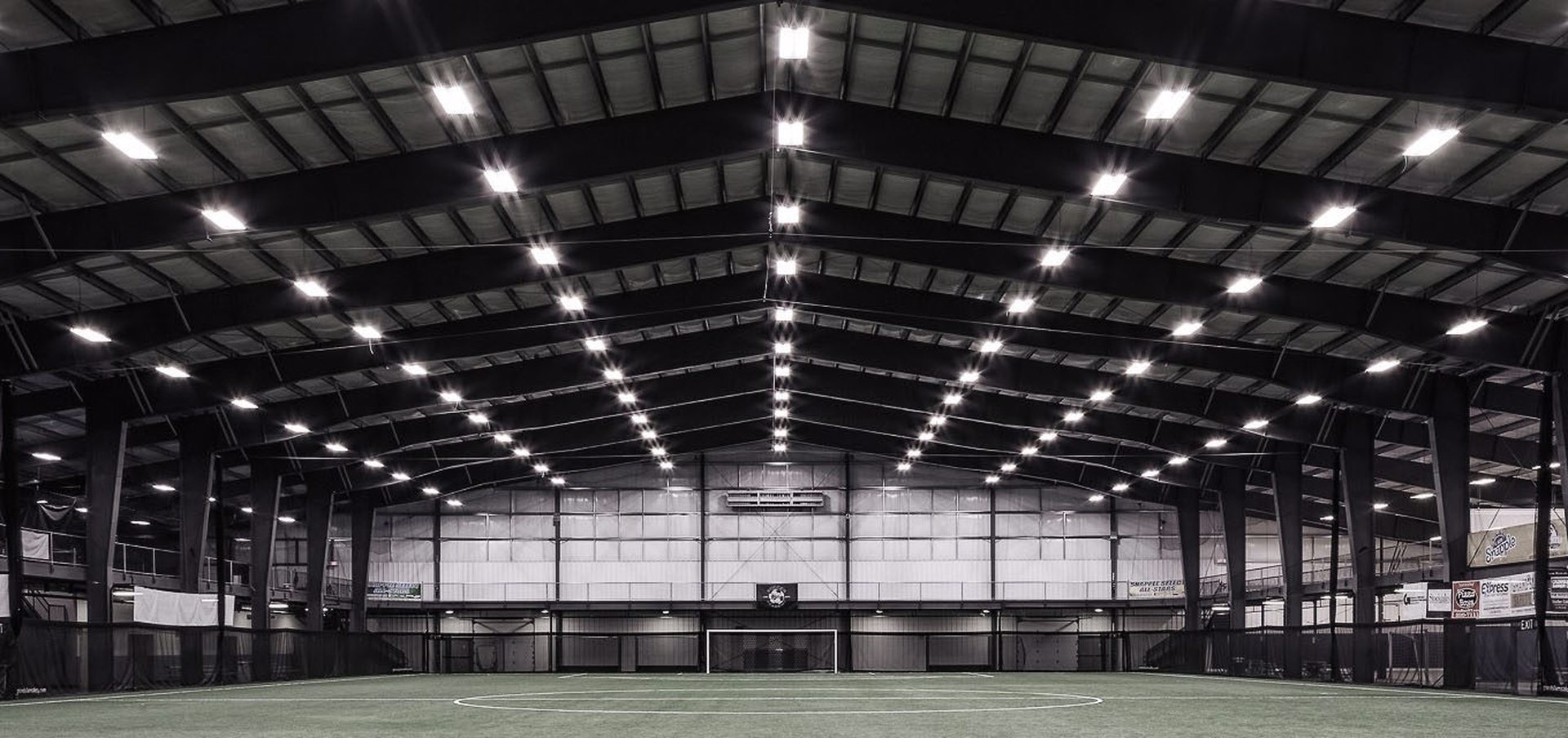 Steel building used for indoor sports complex